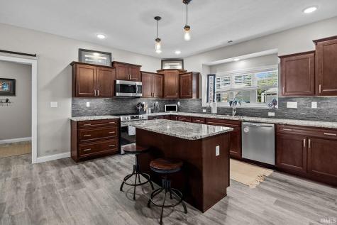 2025 Mondavi Boulevard Lafayette IN 47909