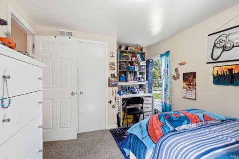 3715 Nokomis Road Fort Wayne IN 46809