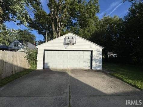 3715 Nokomis Road Fort Wayne IN 46809