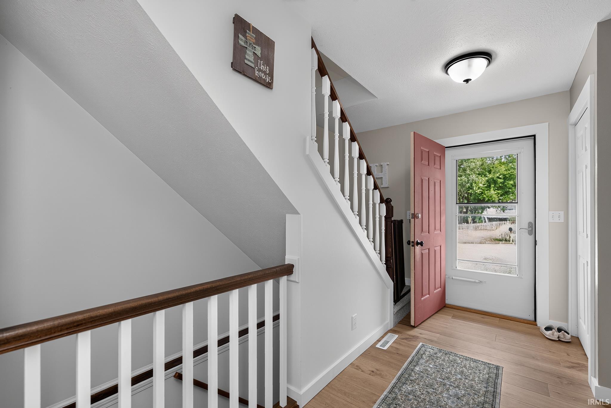 25726 Hunt Trail South Bend IN 46628