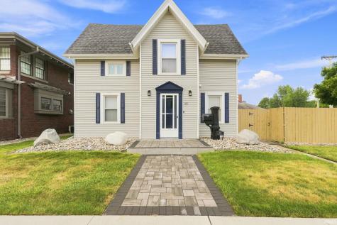 305 W 7th Street Auburn IN 46706