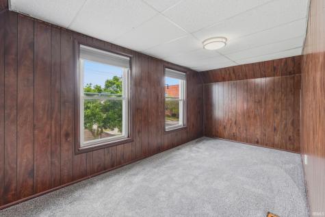 305 W 7th Street Auburn IN 46706