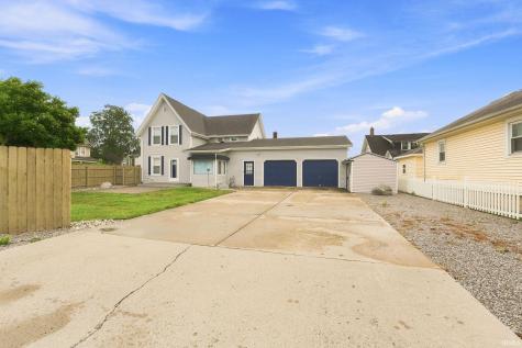 305 W 7th Street Auburn IN 46706