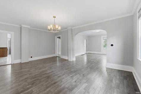 305 W 7th Street Auburn IN 46706