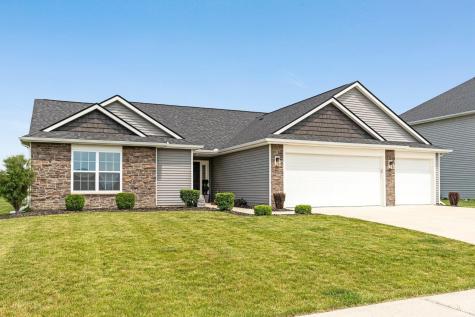 8272 Easthampton Boulevard Fort Wayne IN 46835