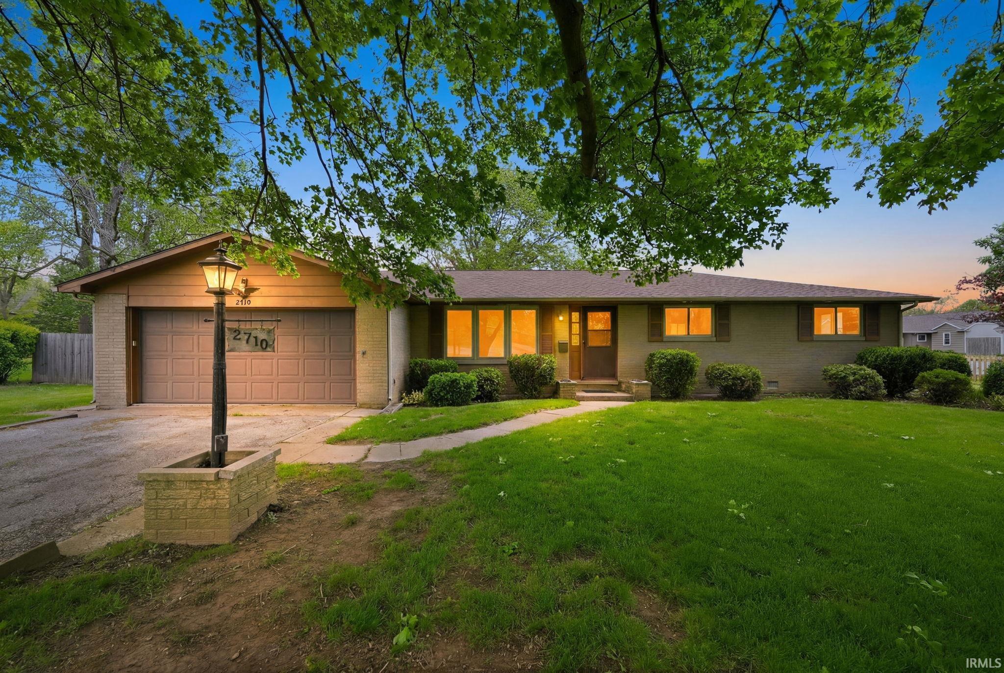 2710 Reed Road Fort Wayne IN 46815