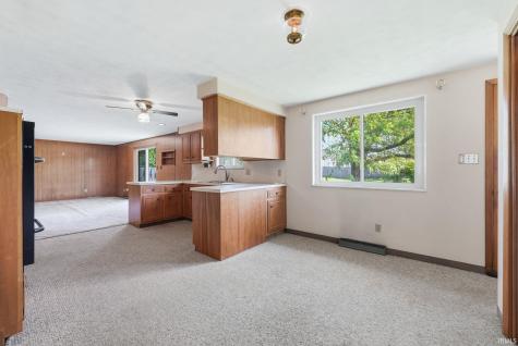2710 Reed Road Fort Wayne IN 46815