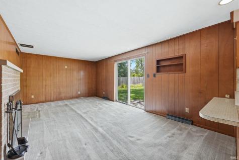 2710 Reed Road Fort Wayne IN 46815