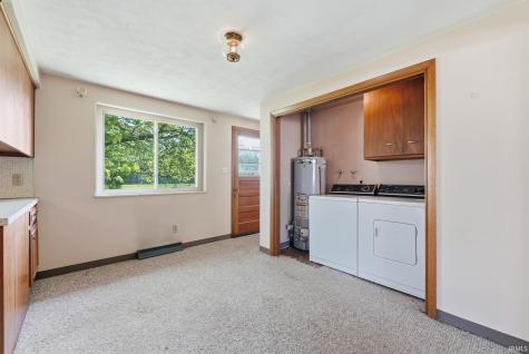 2710 Reed Road Fort Wayne IN 46815