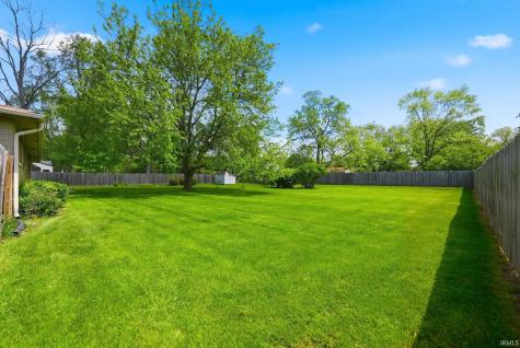 2710 Reed Road Fort Wayne IN 46815