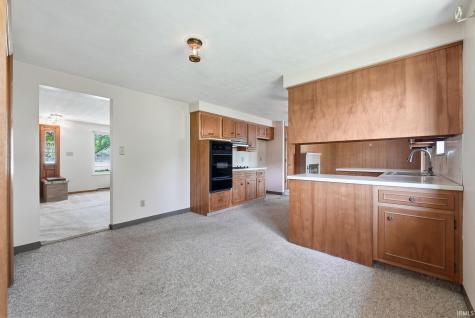 2710 Reed Road Fort Wayne IN 46815