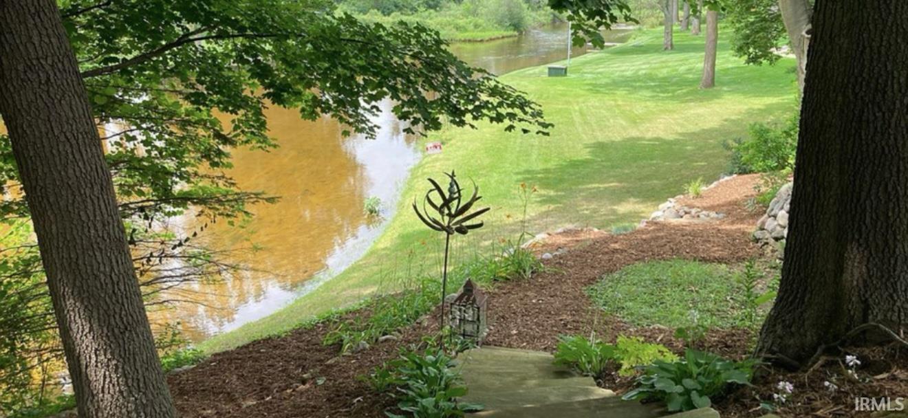51745 Winding Waters Lane Elkhart IN 46514
