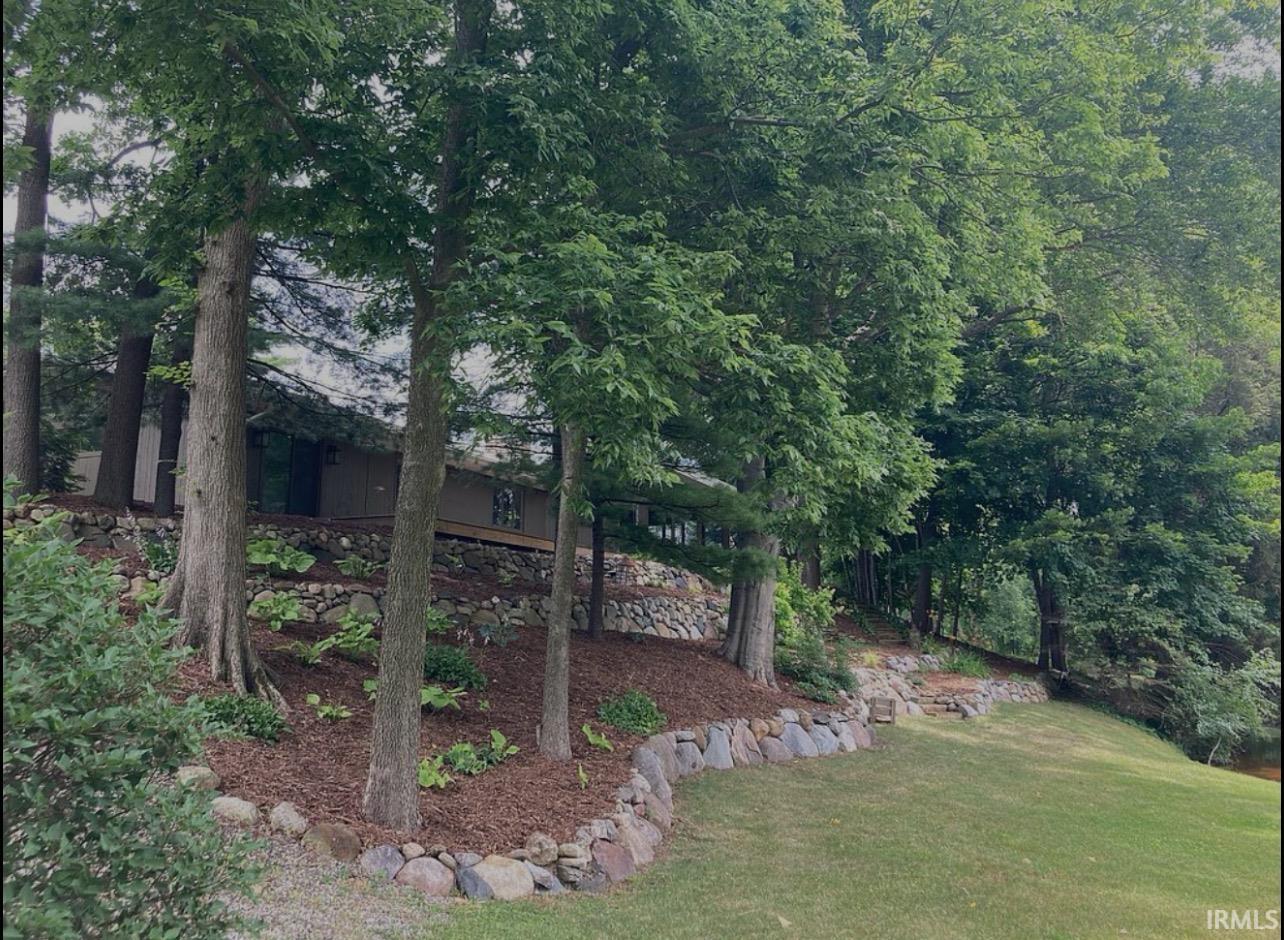 51745 Winding Waters Lane Elkhart IN 46514
