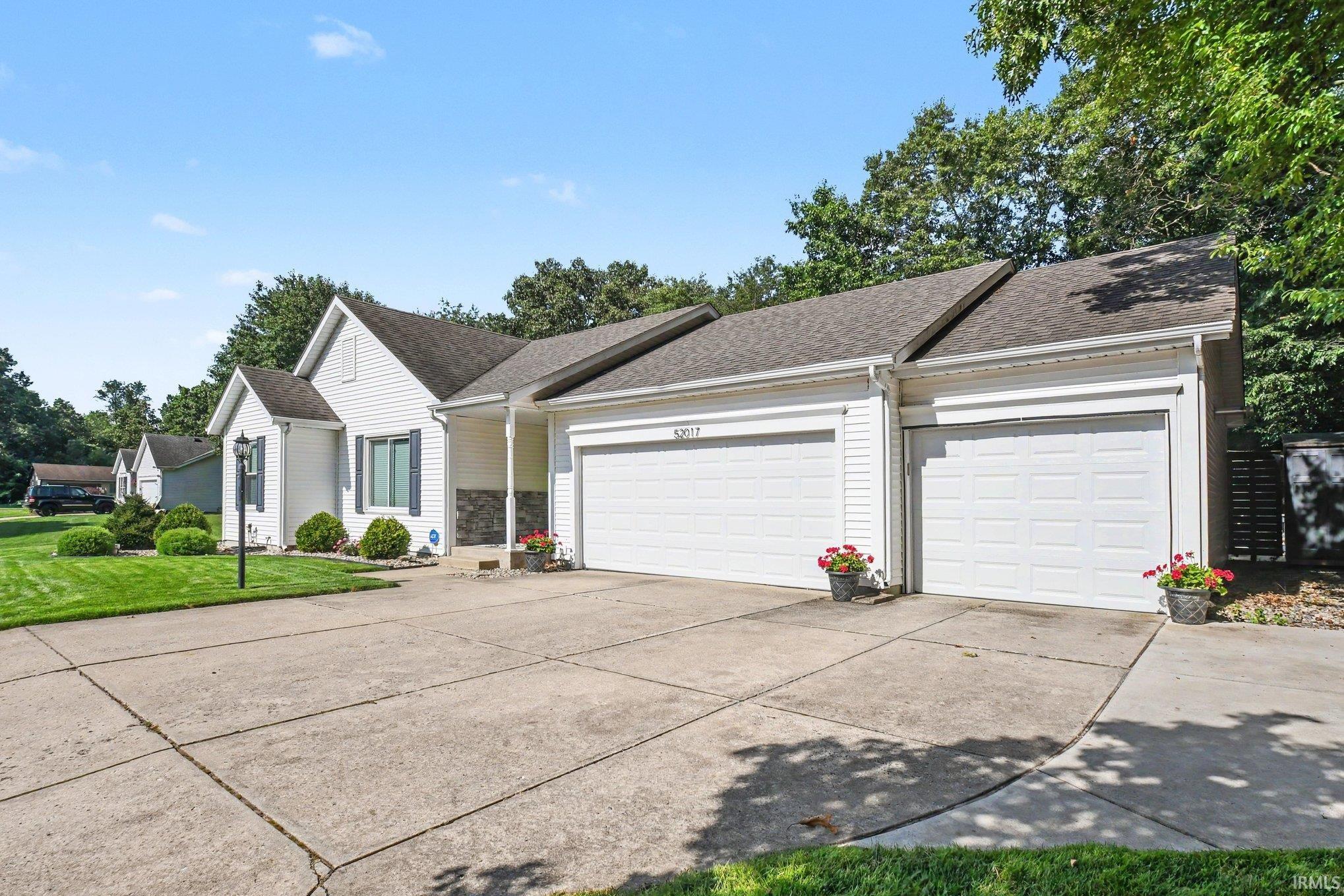 52017 Trenton Woods Drive Granger IN 46530