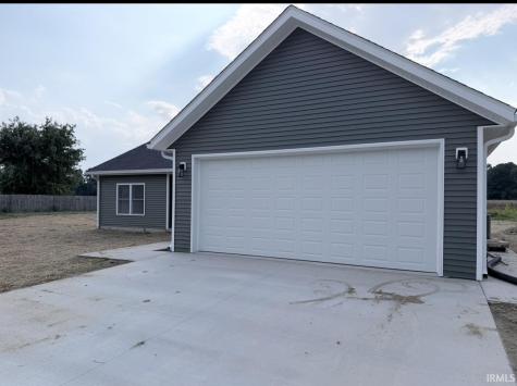 7322 S Sandhill Lane Bloomfield IN 47424