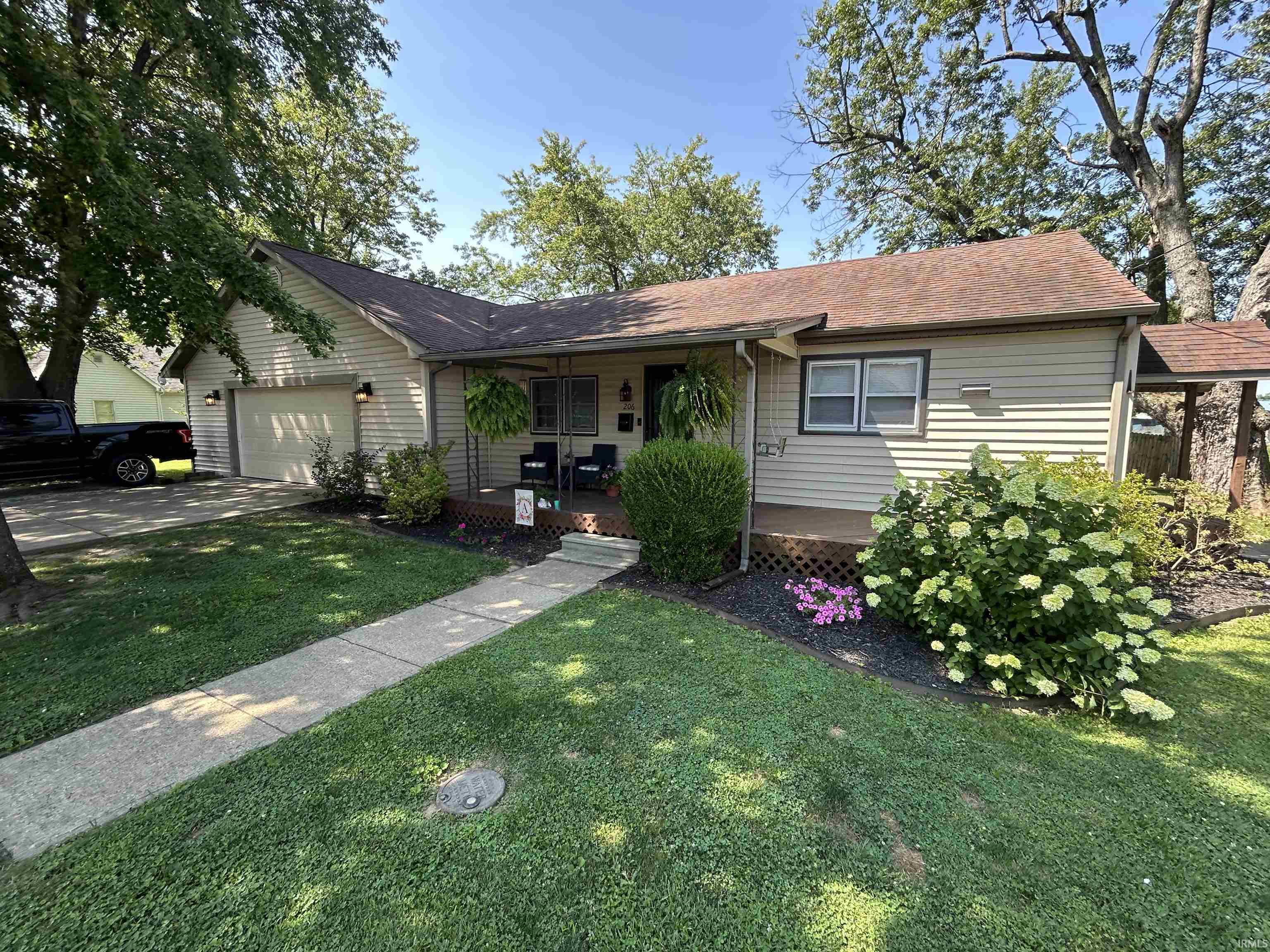 206 S Jefferson Street Bicknell IN 47512