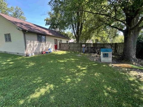 206 S Jefferson Street Bicknell IN 47512