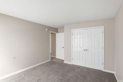 12325 Hummingbird Cove Fort Wayne IN 46845
