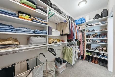 5801 Lourdais Court Fort Wayne IN 46818