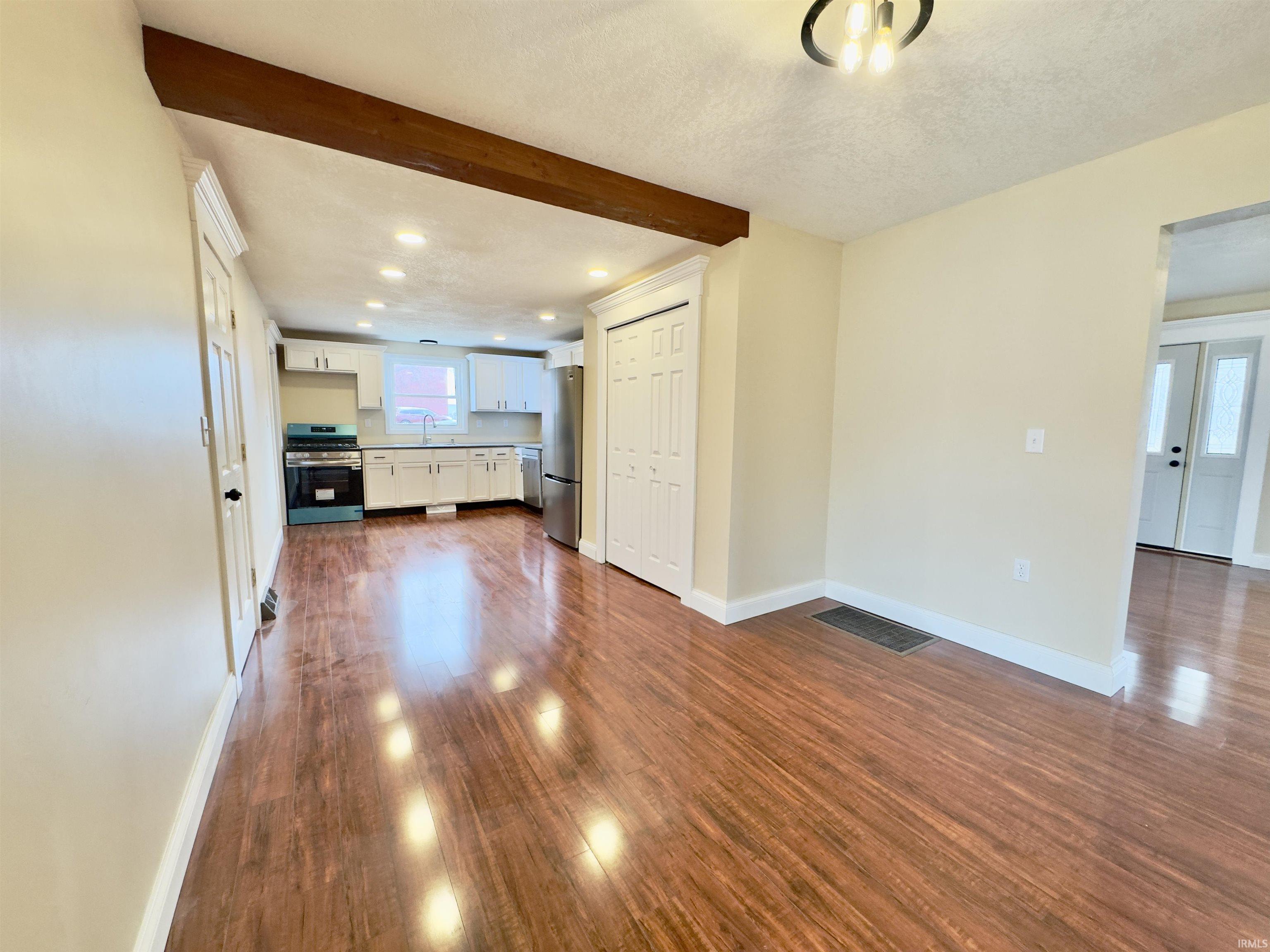 140 E Commerce Street Macy IN 46951