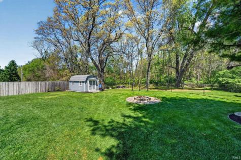 18101 Burton Drive South Bend IN 46637