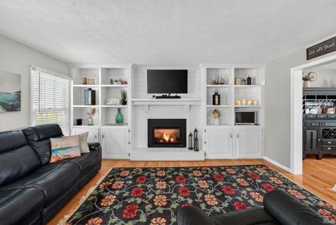 18101 Burton Drive South Bend IN 46637