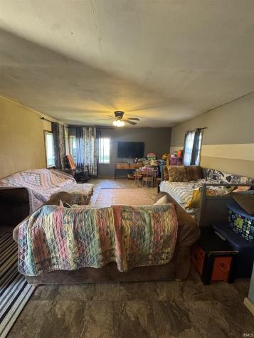 8065 S 320 W Jonesboro IN 46938