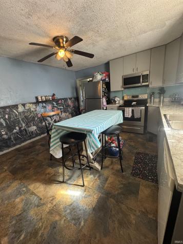 8065 S 320 W Jonesboro IN 46938