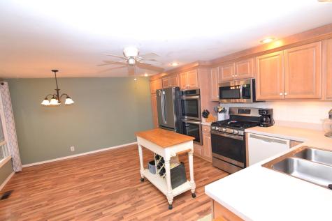 1225 S Colony Court Yorktown IN 47396