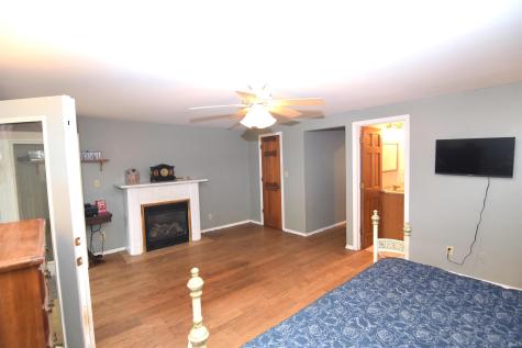 1225 S Colony Court Yorktown IN 47396
