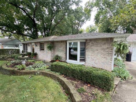 1225 S Colony Court Yorktown IN 47396