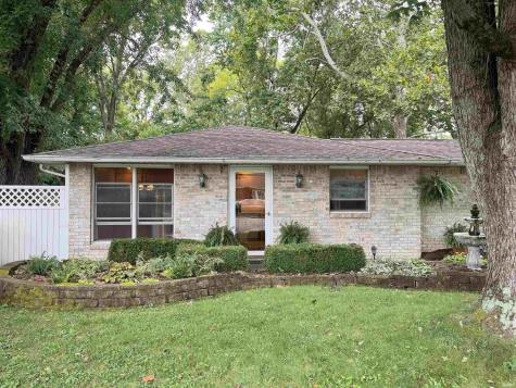 1225 S Colony Court Yorktown IN 47396