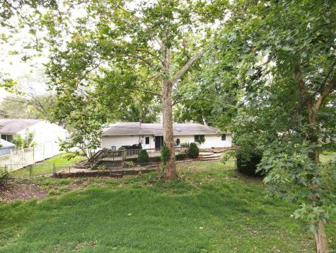 1225 S Colony Court Yorktown IN 47396