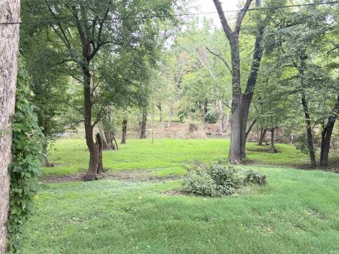 1225 S Colony Court Yorktown IN 47396