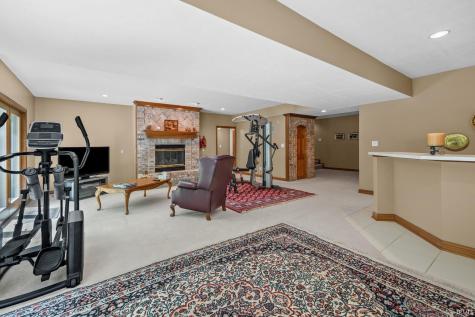 1802 Danielle Lane West Lafayette IN 47906
