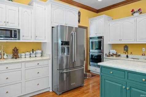 1802 Danielle Lane West Lafayette IN 47906