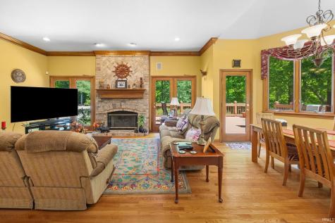1802 Danielle Lane West Lafayette IN 47906