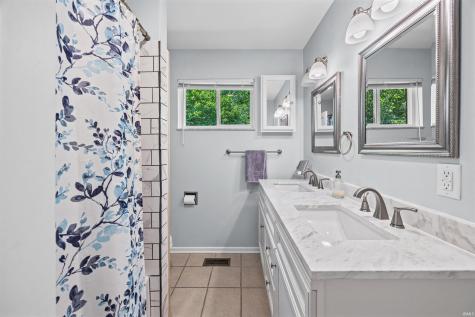 912 Essex Street West Lafayette IN 47906