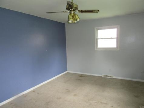 1616 W Lakeview Drive Marion IN 46953