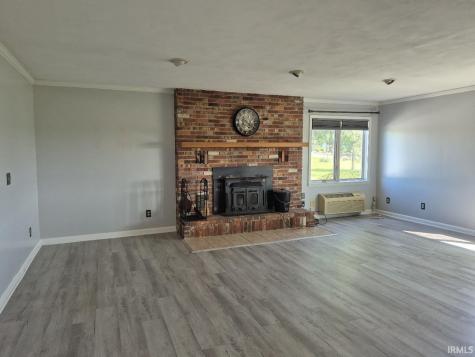8866 W Delphi Pike Highway Converse IN 46919