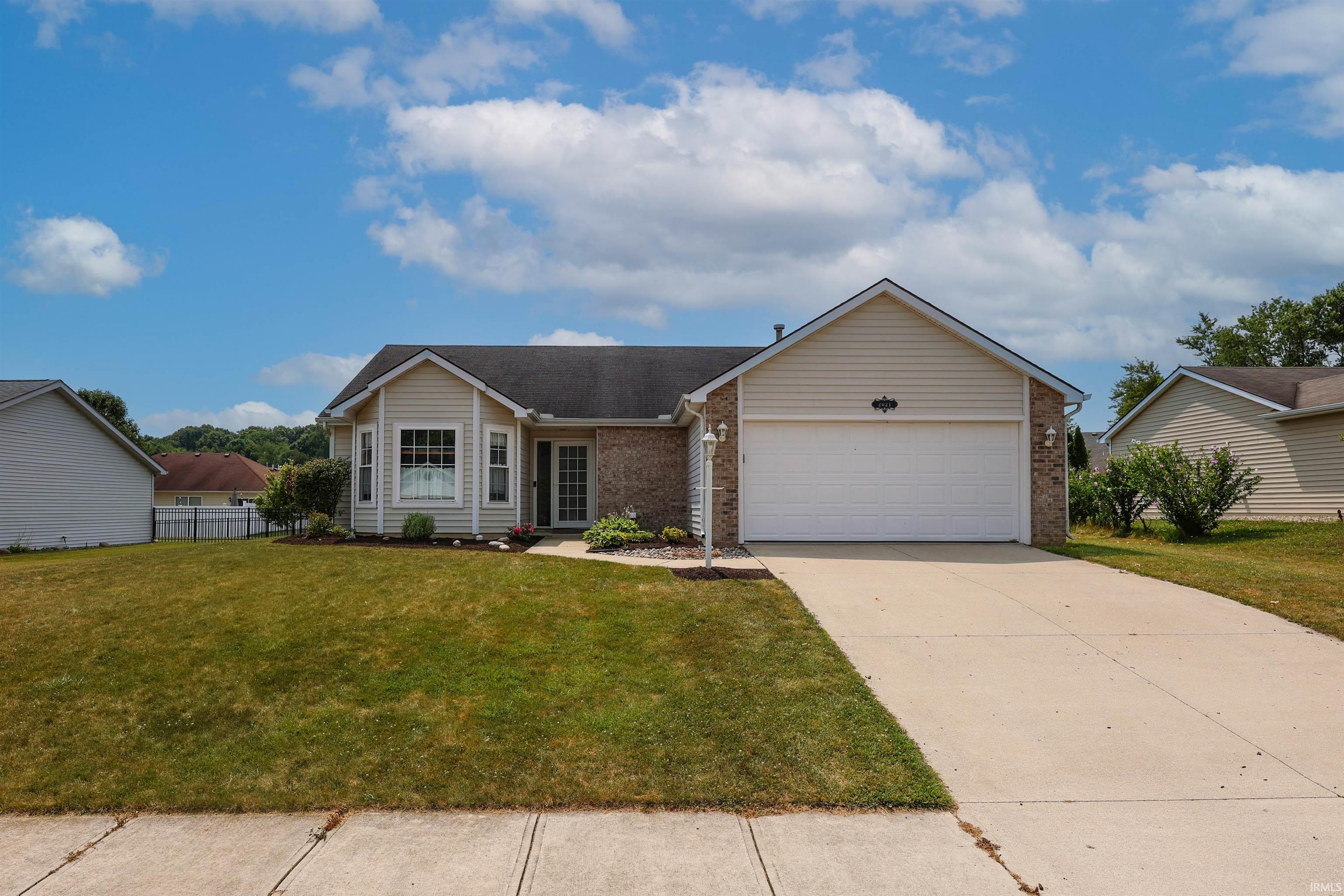 2021 Granny Smith Place Kendallville IN 46755