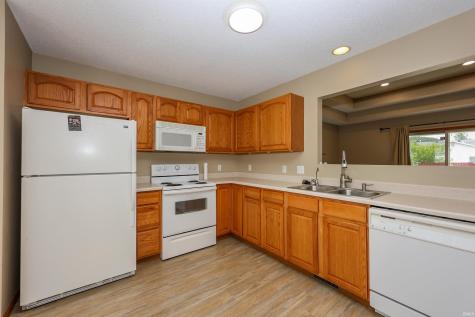 2021 Granny Smith Place Kendallville IN 46755