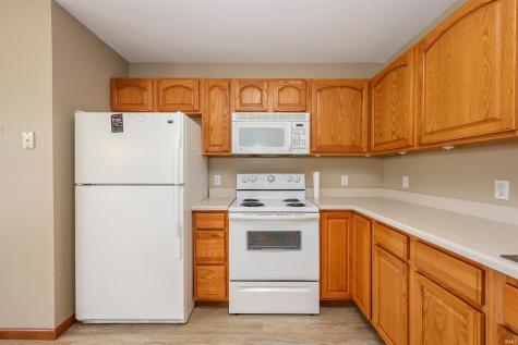 2021 Granny Smith Place Kendallville IN 46755