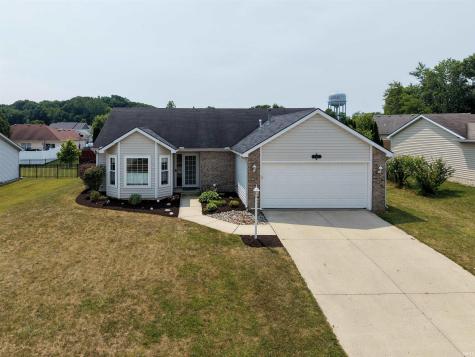 2021 Granny Smith Place Kendallville IN 46755