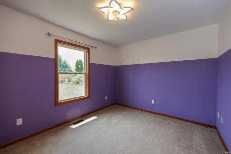 2021 Granny Smith Place Kendallville IN 46755