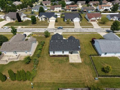 2021 Granny Smith Place Kendallville IN 46755
