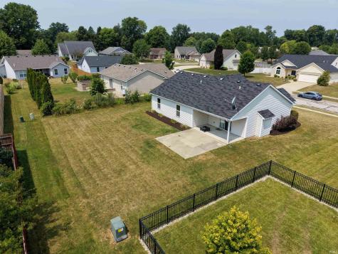 2021 Granny Smith Place Kendallville IN 46755