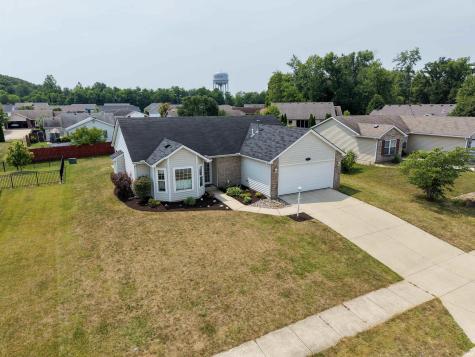 2021 Granny Smith Place Kendallville IN 46755