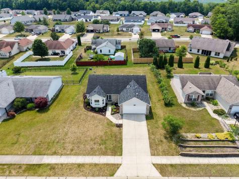 2021 Granny Smith Place Kendallville IN 46755
