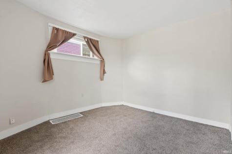 804 Kinnaird Avenue Fort Wayne IN 46807